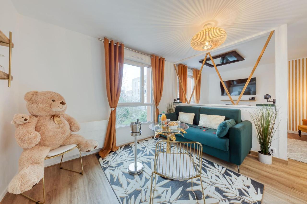 Suite Love Jacuzzi Монтеврен Экстерьер фото